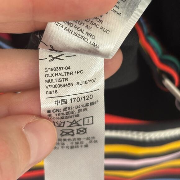 Old Navy Halter Underwire One Piece Swimsuit in Multi Stripe - Size XXL - Picture 7 of 8